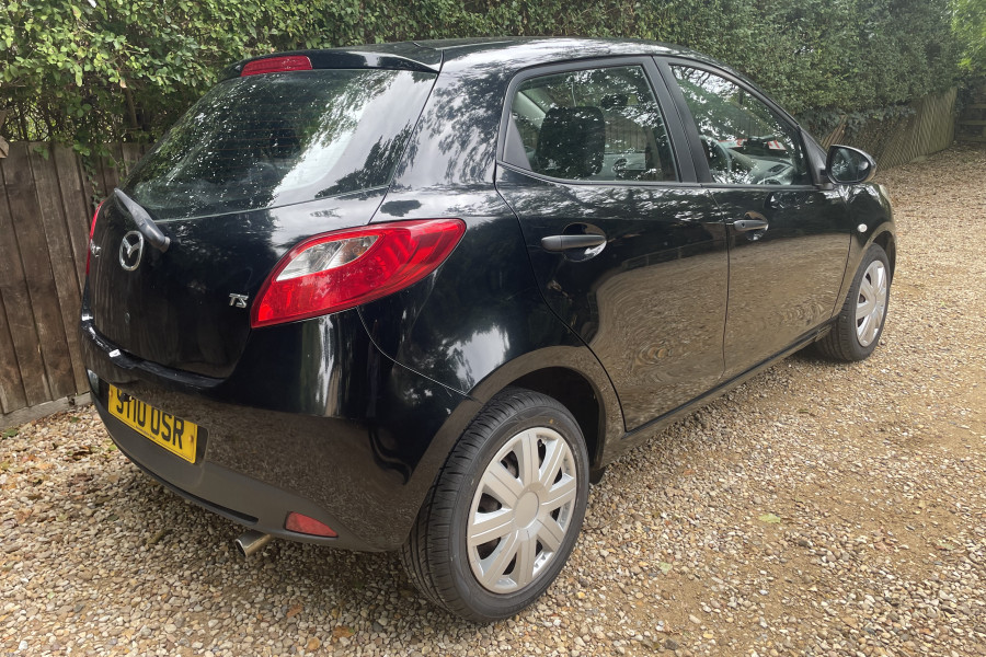 Mazda Mazda2 